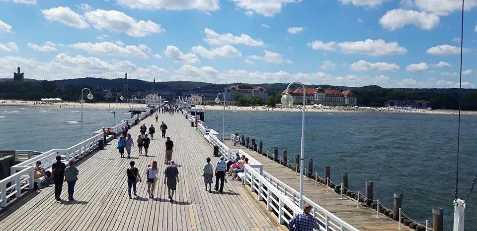 Apartament ze słoneczną werandą -250 m do plaży-1