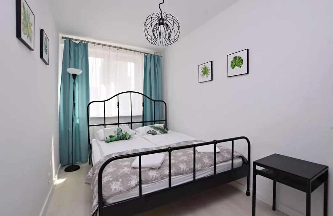 Victus Cozy Apartment With Remote Work By Noclegi Renters-1