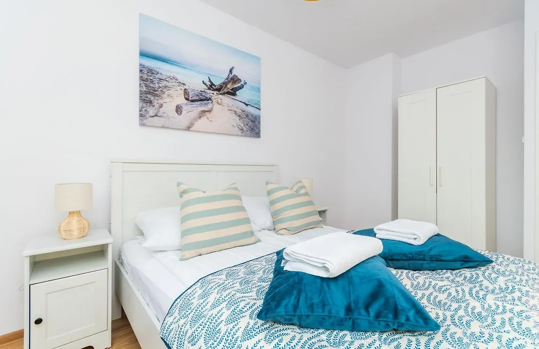 Tropicana - By Grand Apartments-1