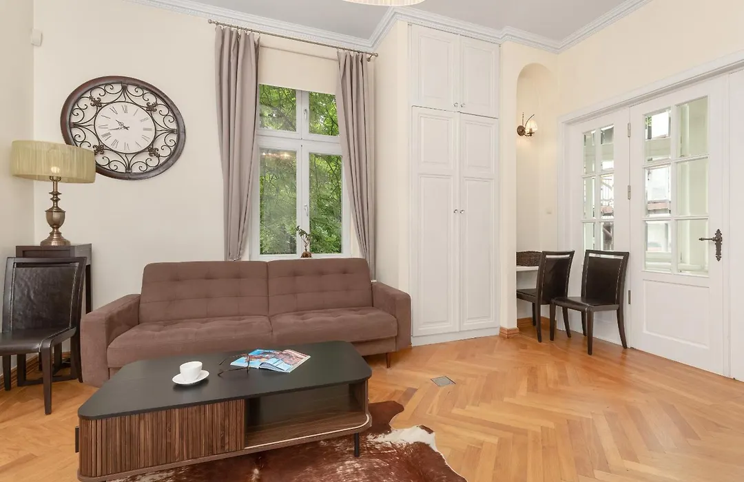 Nadmorski Apartament Z Parkingiem Blisko Molo W Sopocie By Rent Like Home-1