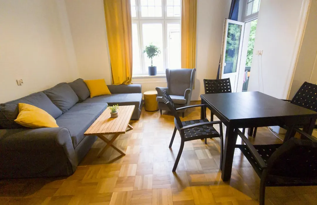 Apartament w centrum Sopotu-1