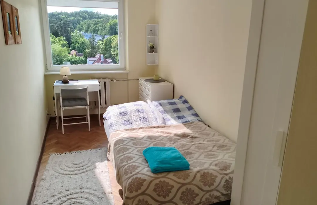 Marea Apartament Przylesie Opera Leśna-1
