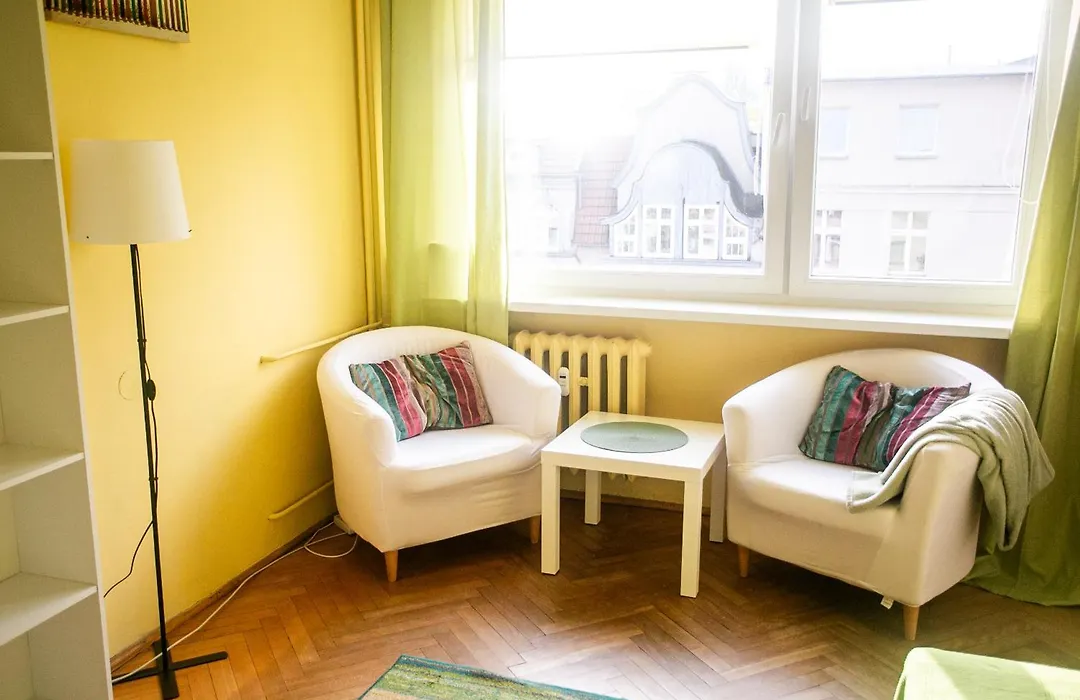 Słoneczna Kawalerka przy plaży-1