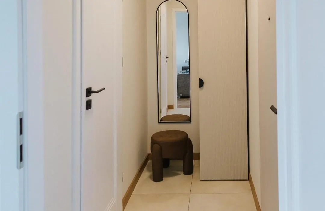 RJ Apartments Monika C-1