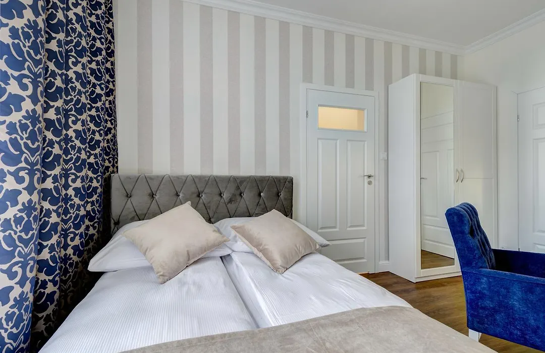 3 City Apartments - Solaro-1