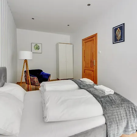 Stylowy Apartament 3City W Sopocie Z Trzema Sypialniami By Noclegi Renters-3