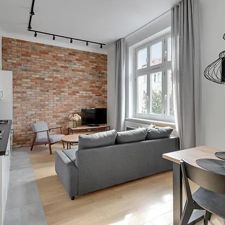 Grand Apartments - Two Bedroom, 6 Person City Center Apartment-2