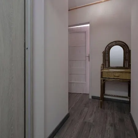 Sinus Apartments 200m od morza, 400m od Monte Cassino-3