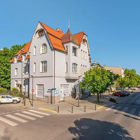 Palermo - Spacious Family Apartment 200 M From Sopot Beach By Lion Apartments-2