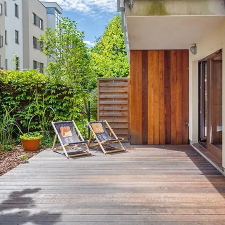 Lovely Terrace Apartment With Car Place-2