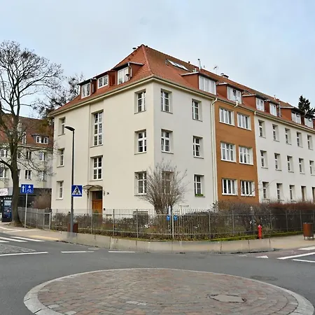 Stylowy Apartament 3city w Centrum Sopotu z Jedną Sypialnią by Noclegi Renters-2