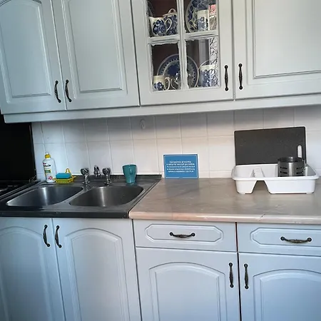 Apartamenty i pokoje przy sopockim molo-3