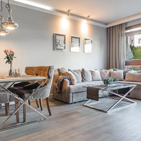 La Bagatelle By Baltica Apartments + Parking-2