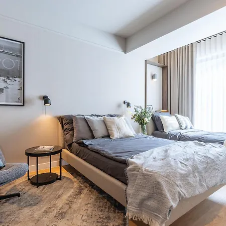 Monciak Elegance - Opera By Oneapartments-3