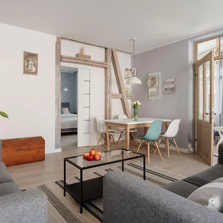 Sanhaus Apartments - MEWA - komfortowe apartamenty przy deptaku-3