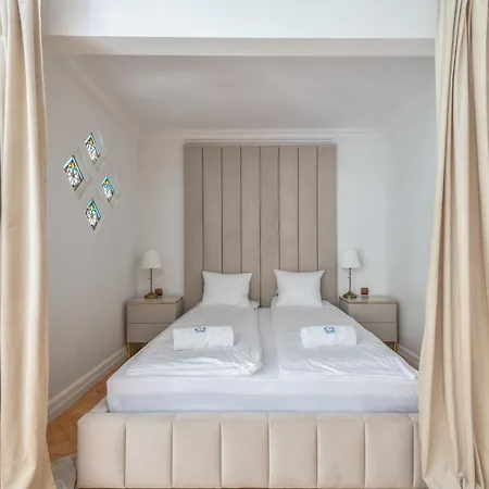 Ogrodowa Premium by NorthSide Apartments-2