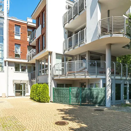 Sunrise Apartments Close To The Beach & By Noclegi Renters-2