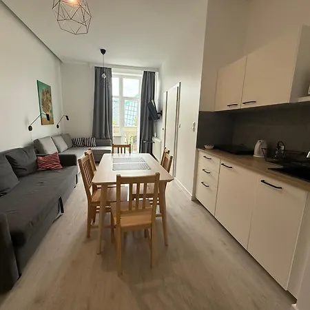 Apartamenty Przy Krzywym Domku LTC - Apartments-2