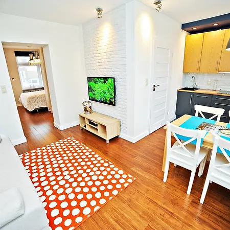 Amber Apartment By Grand Apartments-3