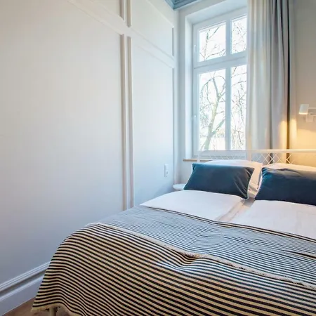 Grand Apartments - Lighthouse 200 Meters From The Beach-3