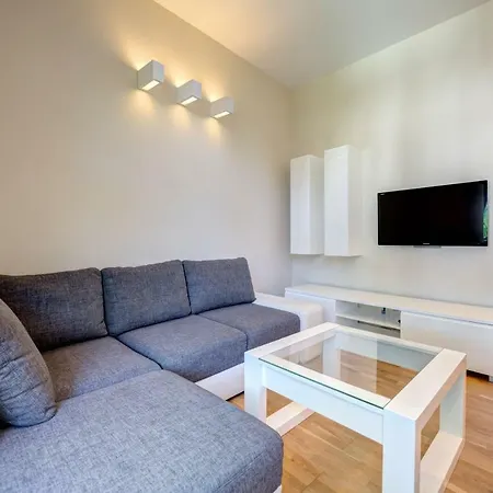 Dr Apartments - Frank-2