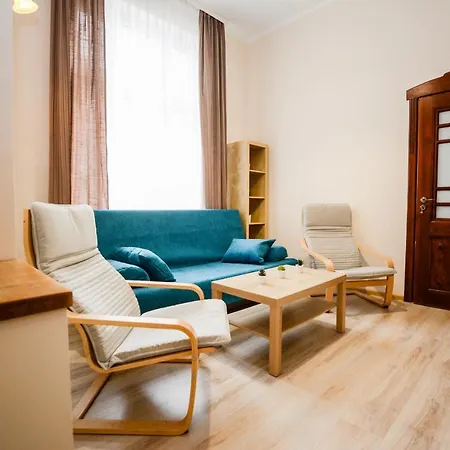 Tradycyjny Apartament 3city w Sopocie Blisko Plaży by Noclegi Renters-3