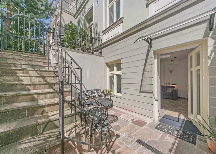 Studio Four - prywatne wejście i taras w Centrum Sopotu