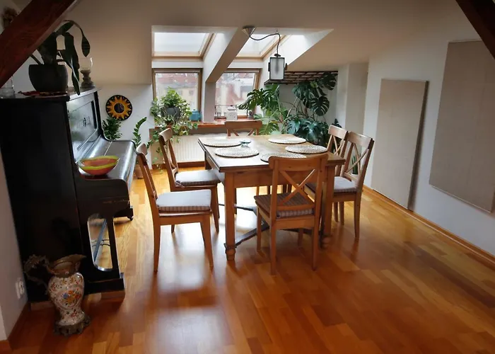 Spacious Apartment Victus With Balcony By Noclegi Renters Sopot