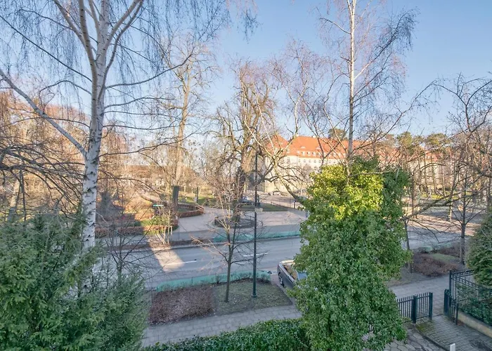 Kamienica Sopocka 150 Metrow Od Plazy & By Noclegi Renters Sopot