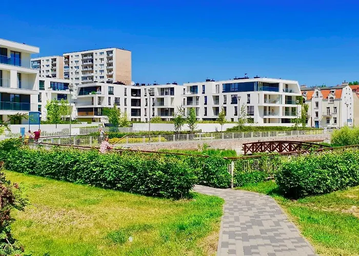 Invikta Garden Apartment With Private Parking Sopot