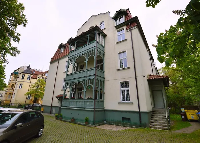 Elegancki Apartament 3City Z Parkingiem W Sopocie Blisko Plazy By Noclegi Renters Sopot