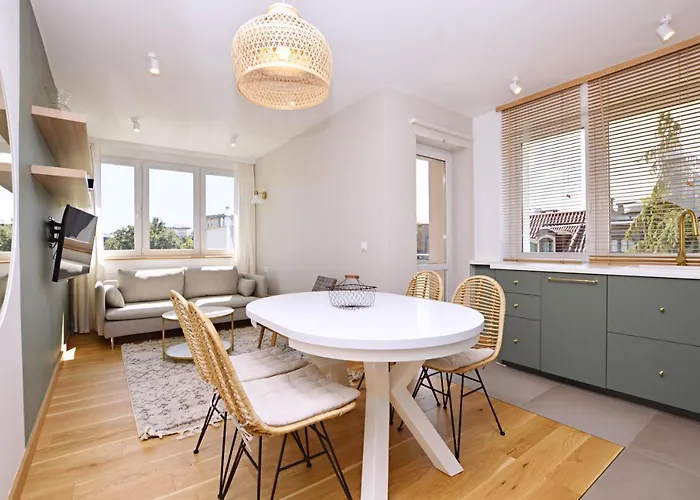 Victus Stylish Apartment In The City Center By Noclegi Renters Sopot
