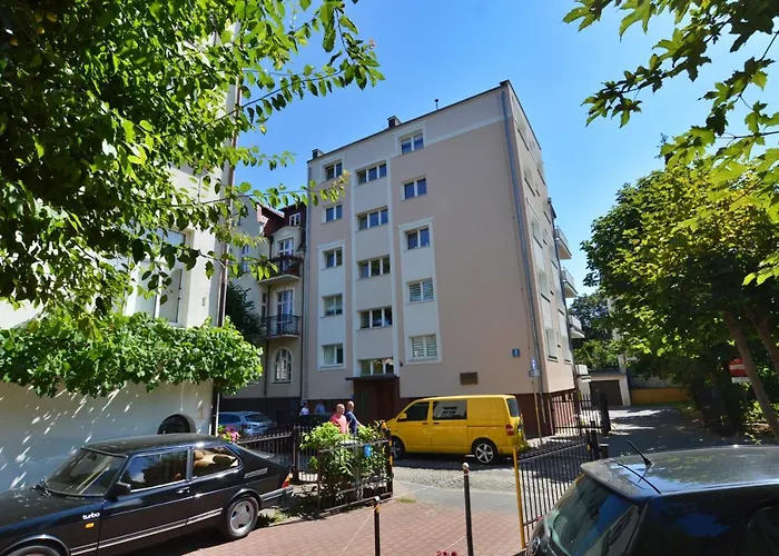 Victus Stylish Apartment In The City Center By Noclegi Renters Sopot