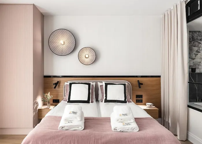 Rose With Bath By Oneapartments Sopot