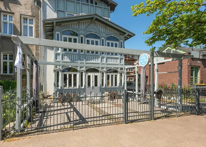Lion Apartments - Chopina 29 With Parking 5 Min From The Beach And Center Sopot