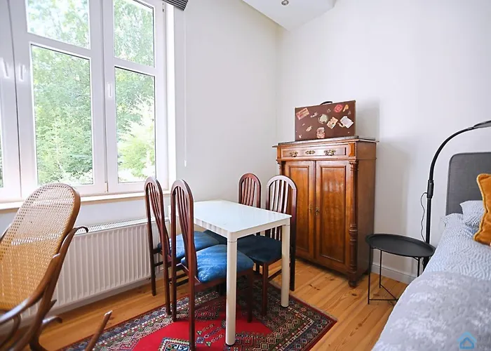 Beige And Red 3City Studio In Sopot By Noclegi Renters