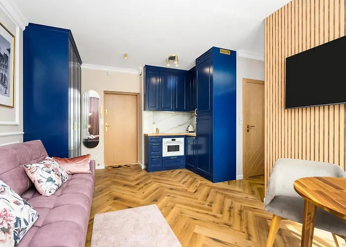 Pink Flower By Oneapartments Sopot