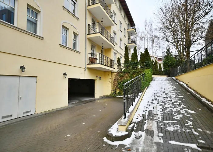 Spacious Apartment Victus With Parking And Balcony In Sopot By Noclegi Renters