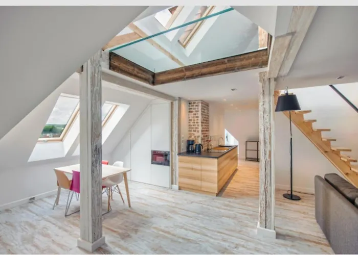 Amazing Big Loft With Seaview 800M To Beach Sopot