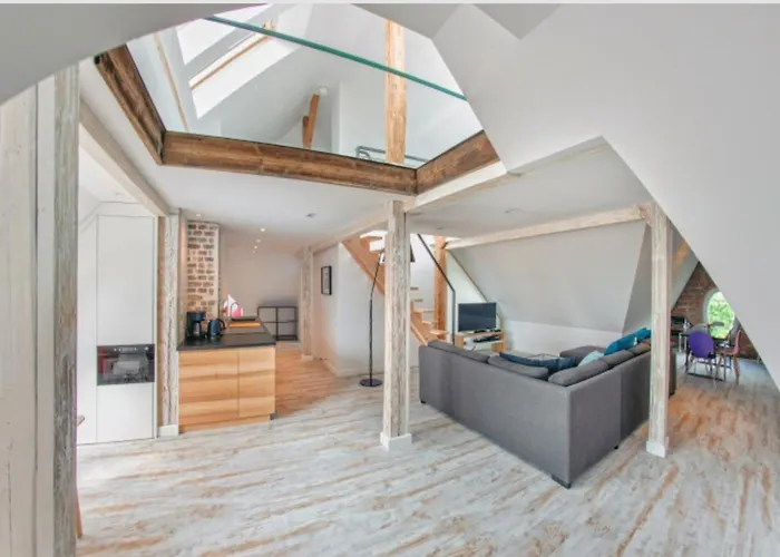 Amazing Big Loft With Seaview 800M To Beach Sopot