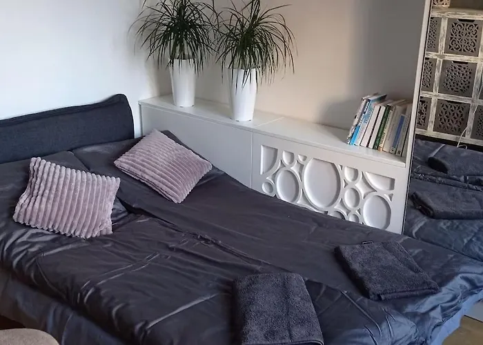 Stylowy Apartament w Centrum Sopotu z Projektorem