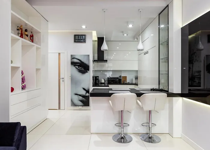 Apartamenty Trójmiejskie - White by the beach Sopot