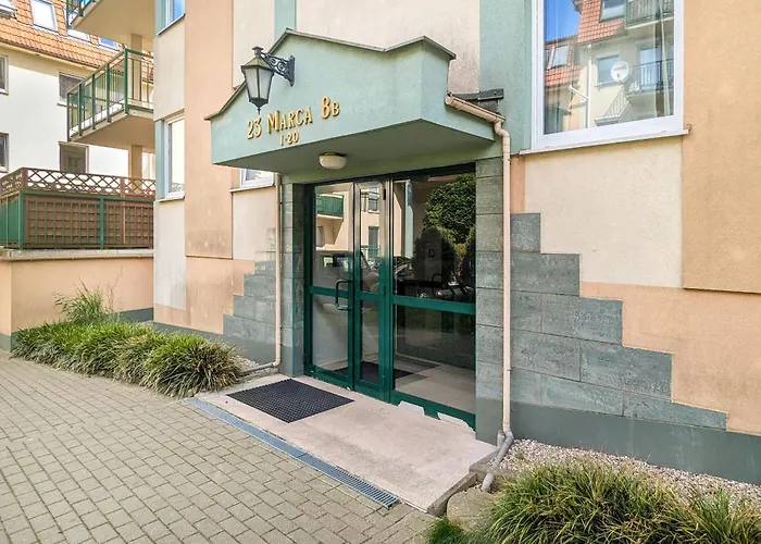 Sopockie Studio z Parkingiem przy Plaży i Molo by Noclegi Renters Sopot