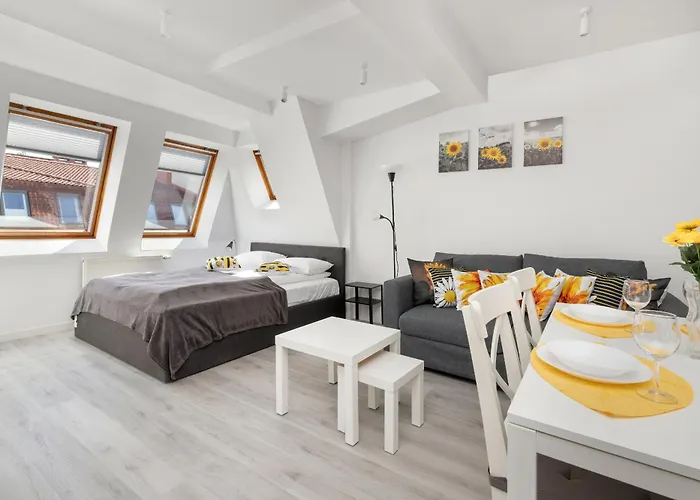 Sopockie Studio z Parkingiem przy Plaży i Molo by Noclegi Renters Sopot