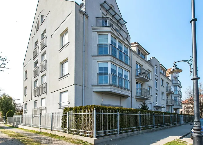 Uroczy Apartament z Parkingiem Sopot