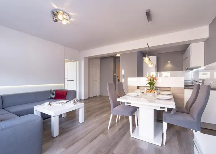 Apartment Secret Garden Sopot 150 M From The Beach By Noclegi Renters