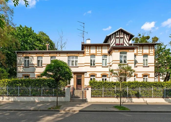 Capri - Cozy&Comfortable near Sopot Beach by Lion Apartments