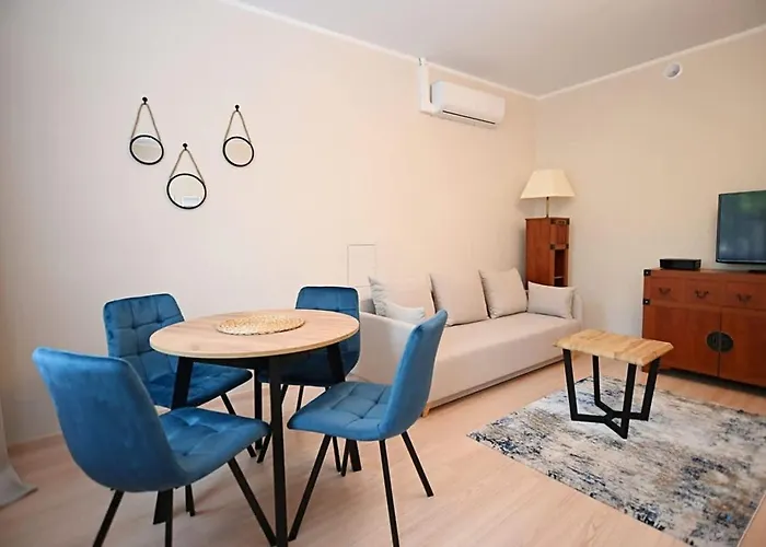 Przytulne Studio z Klimatyzacją Blisko Plaży by Noclegi Renters Sopot