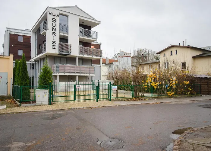 Sunrise Apartments Close To The Beach & By Noclegi Renters Sopot