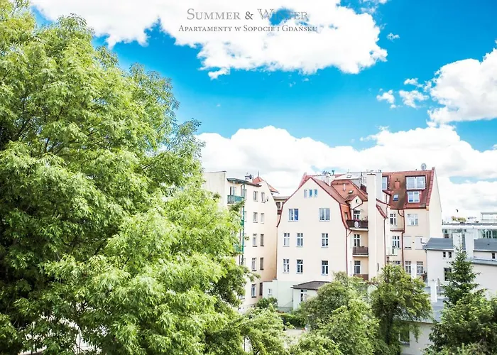 Summerwinter - 2 Luxury Wonder & Heaven Apartaments, 100M M Cassino - 2 Or 3 Bedrooms & Sofa, Parking Sopot